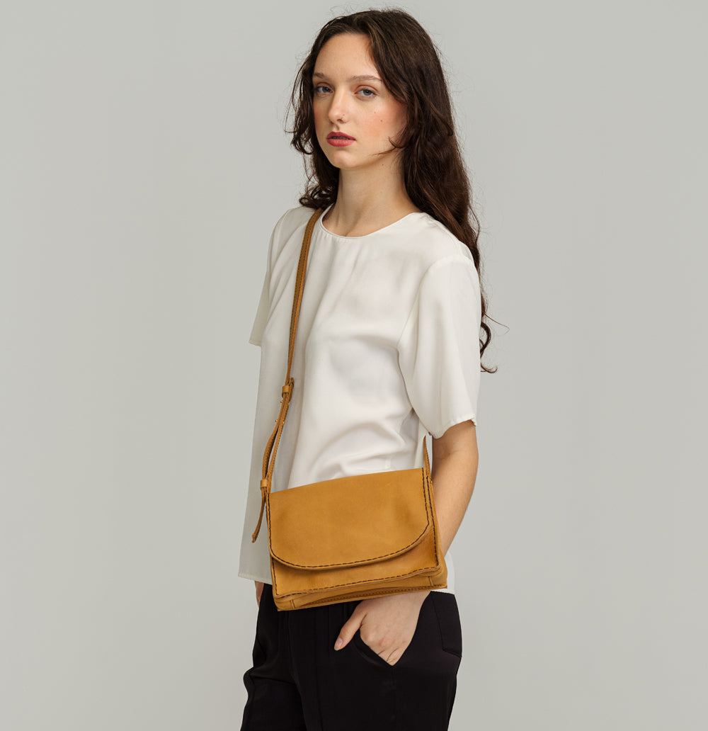 Lady Bird Crossbody