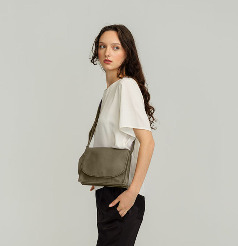 Lady Bird Crossbody