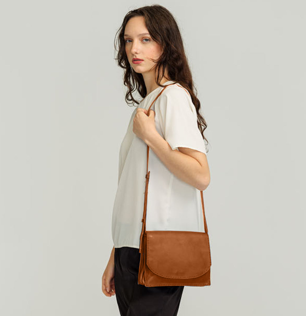 Lady Bird Crossbody